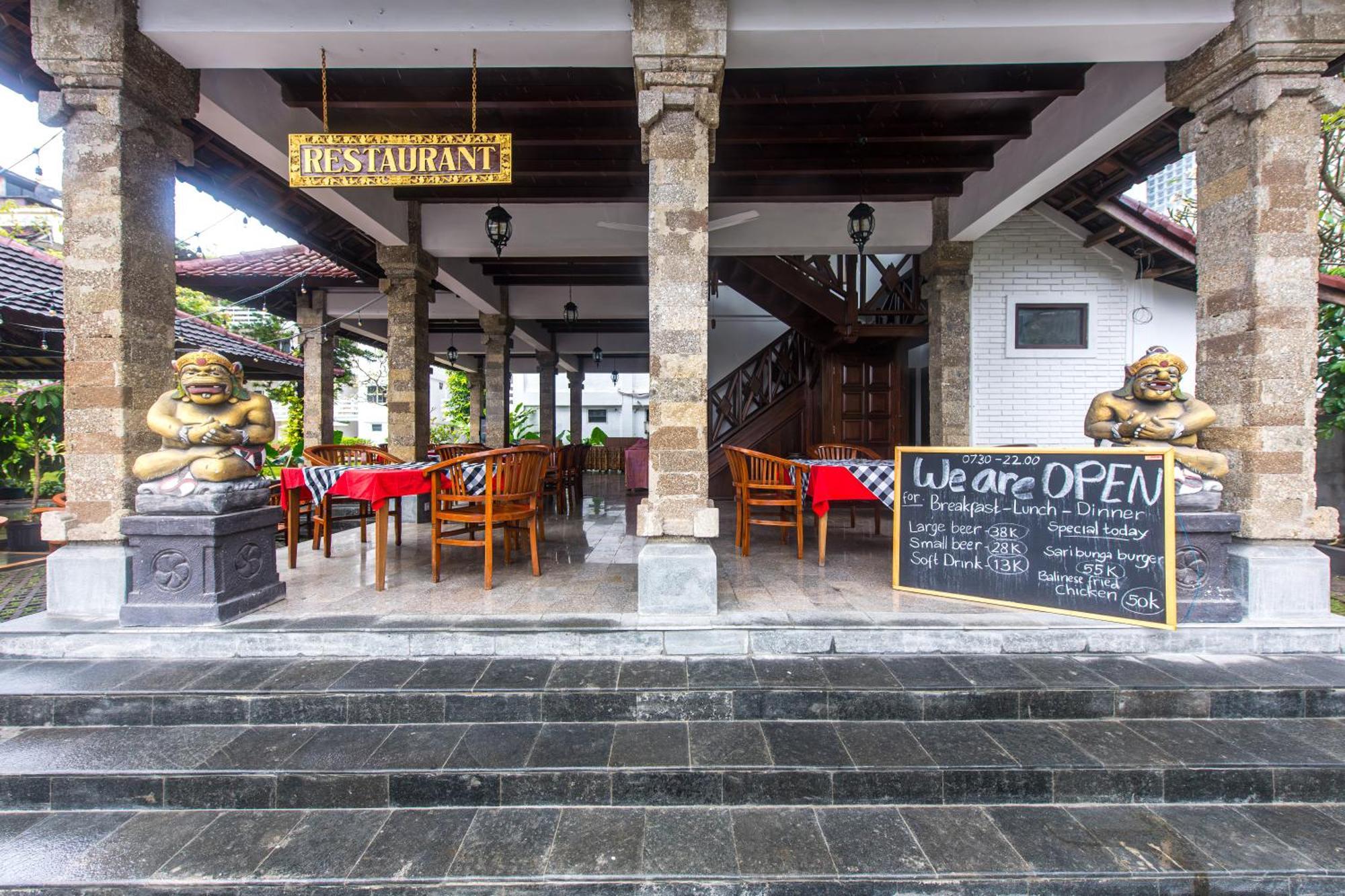 Sari Bunga Hotel Legian Kuta Bali Exterior photo
